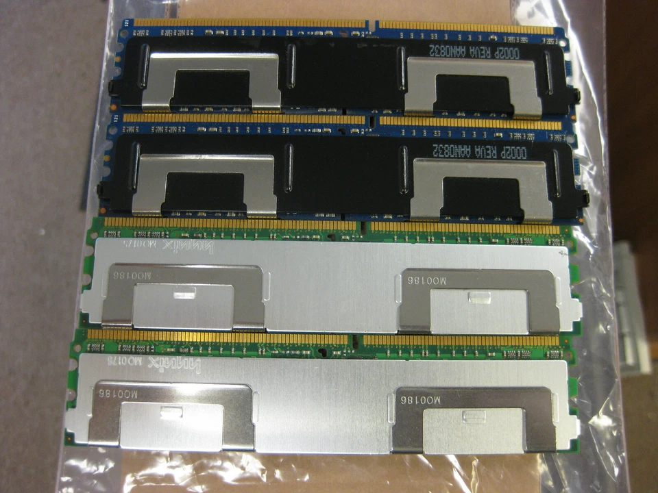 Hynix & Nanya 4GB (2 x1GB) & (2 X1GB) 2Rx8 PC2-5300F DDR2 667Mhz Server Memory - Image 3 of 4