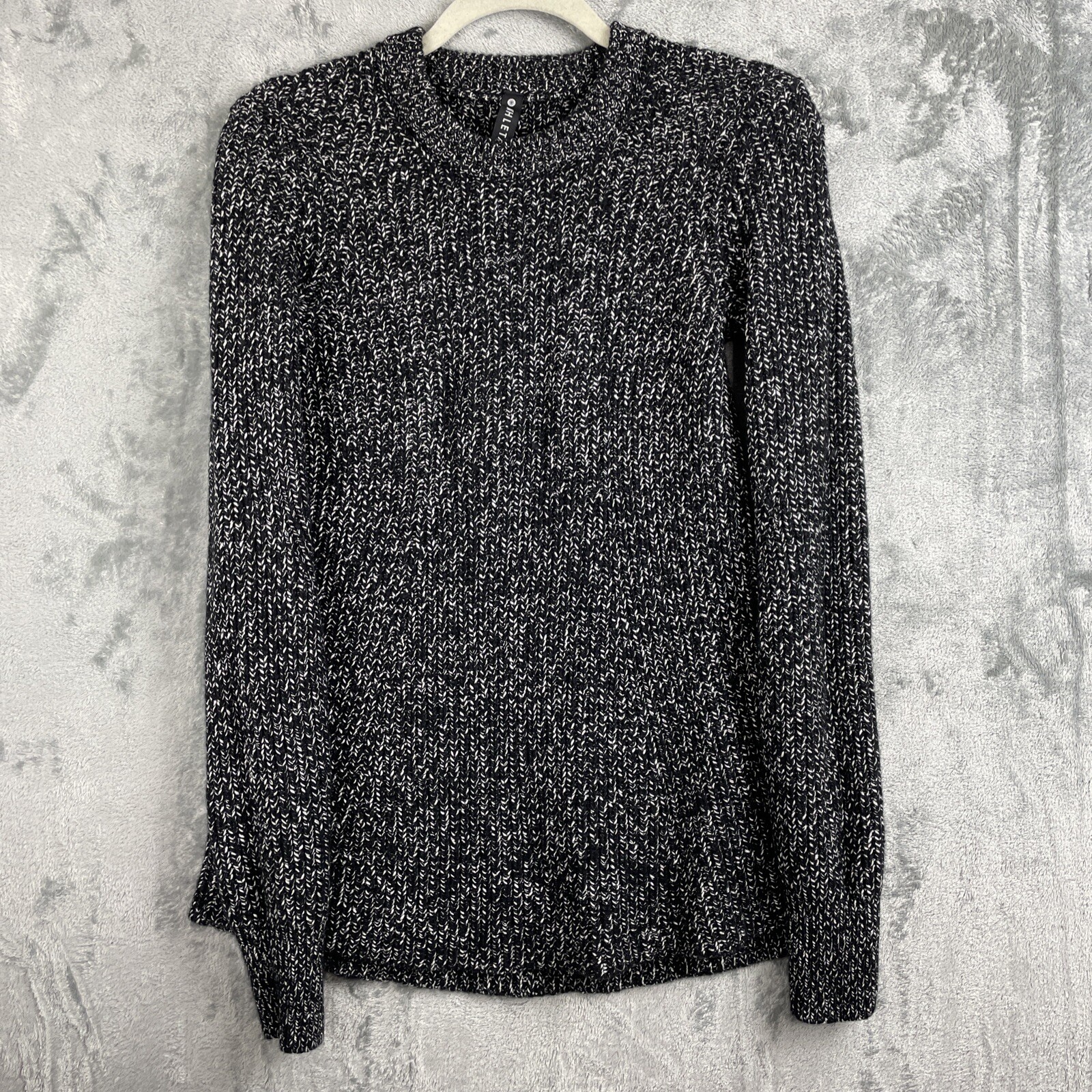 Athleta Sierra Crew Sweater Womes XS Black Cream Knit Tunic Pullover Wool Blend