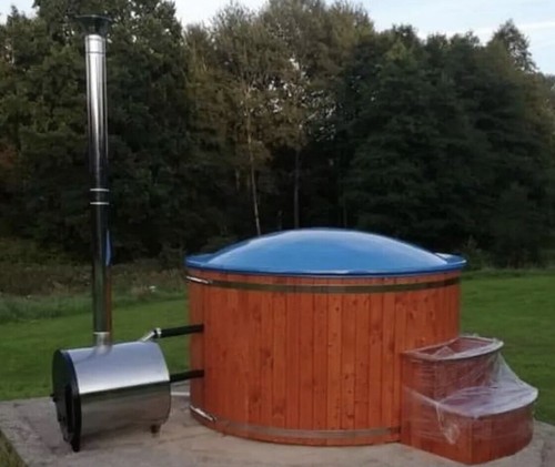 Wood fired Fibreglass hot tub with External log burner - Picture 7 of 8
