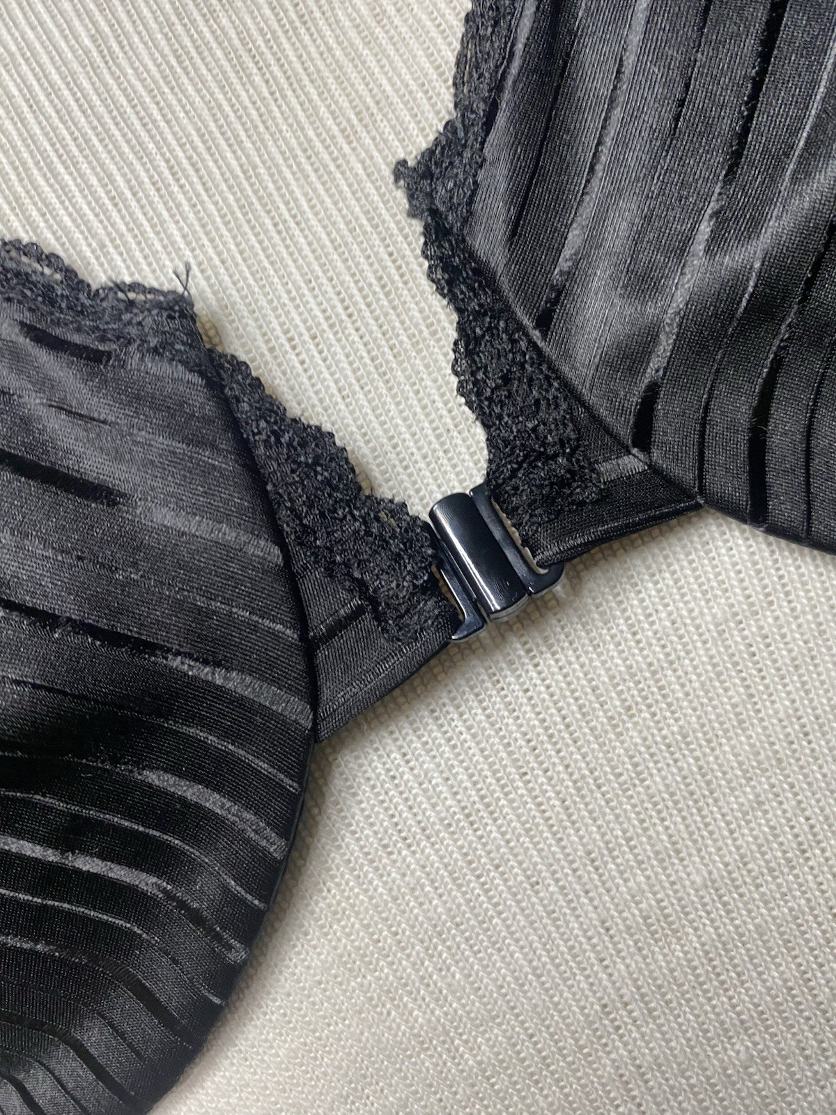 Picture 5 of 6