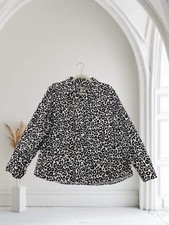 Chico  s Brown Animal Print Button Front Top Size XL 3 Cotton Stretch Fall Chic