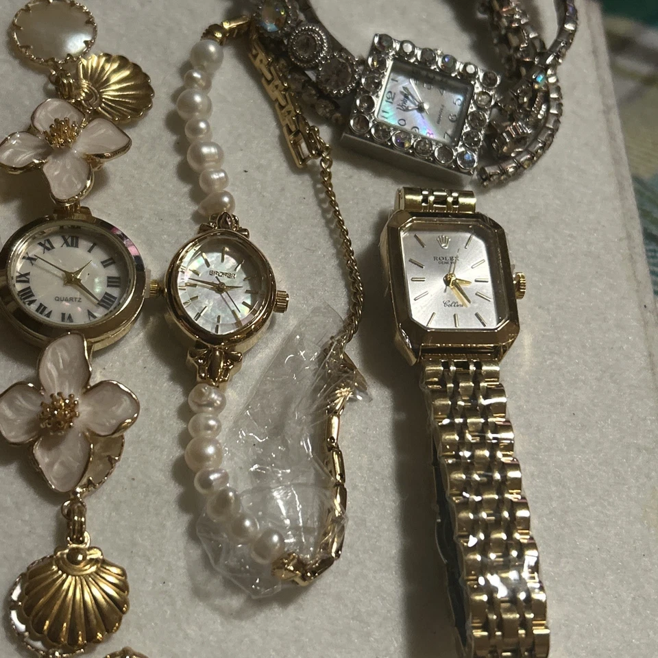 Lot Of 10 Assorted Womens Watches Untested Vintage Gold Silver Mix Tone Metal - Image 4 of 4