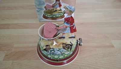 Wilesco M 83 Waschfrau 