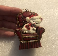 Adorable Sleeping Cat Christmas Tree Ornament NTS50C24