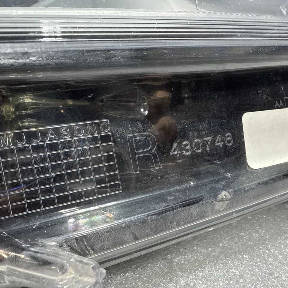 OEM Right Passenger Headlight Lamp 2021-2024 Dodge Durango 68433778AF (Damaged) - Image 3 of 4