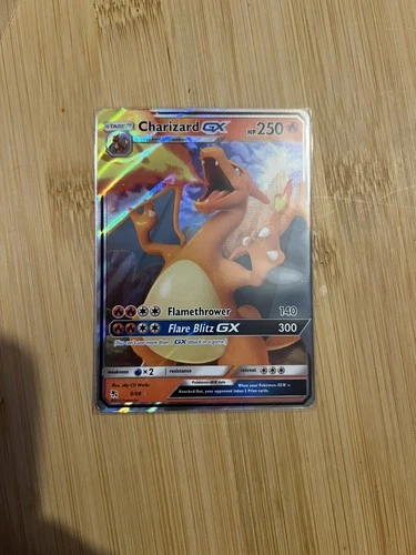 Pokémon TCG Charizard GX Hidden Fates Card 9/68
