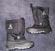KAMIK Snow Shoe Boots Size 5  Black Kids WAERPROOF snow