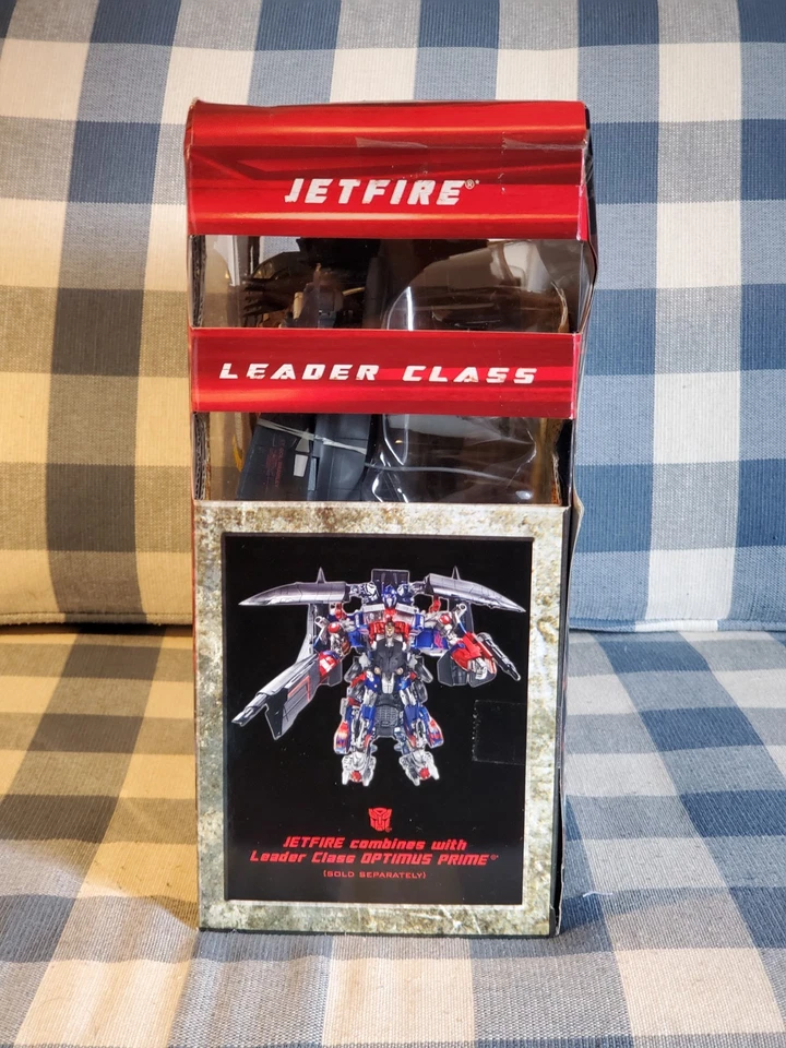 Figura de acción Transformers Jetfire Revenge of the Fallen Leader Class sellada Foto 3 de 4