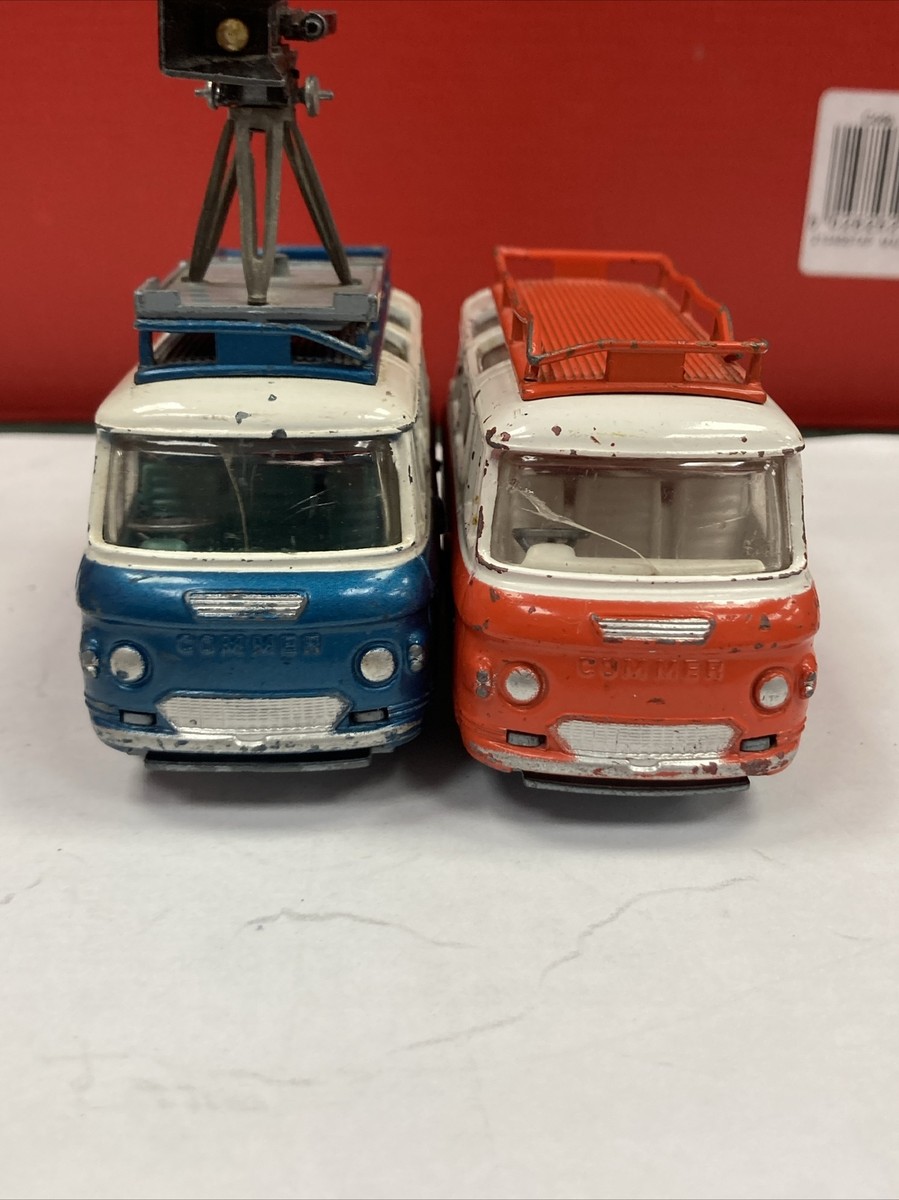 【中古】CORGI TOYS COMMER BUS 2500 SERIES 2xVintage Corgi Toys Commer Bus 2500 Series with Camera+