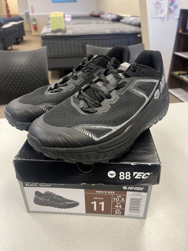 Hi Tec Men's Trail Shoe - Black/Alloy - Size 11 - Item 1852822 Lightly Used