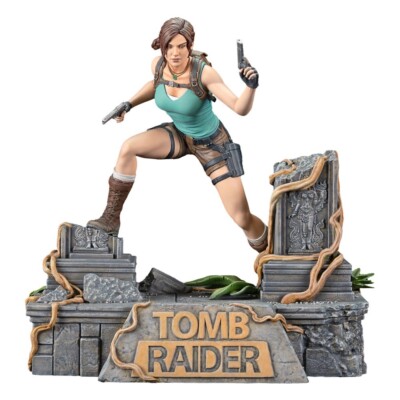 TOMB RAIDER STATUE LARA CROFT PVC 24cm DARK HORSE