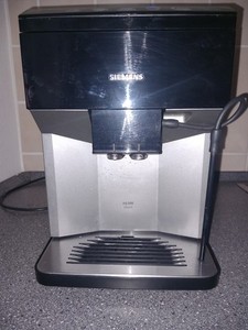 Siemens TP503D04 Kaffeevollautomat - Schwarz Siemens Kaffeevollautomat