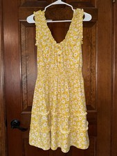 No Boundaries Yellow White Floral Scoop Neck Strappy A-Line Smocked Dress M