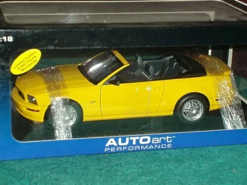 AUTOart Ford Plástico Diecast coches, camiones y camionetas