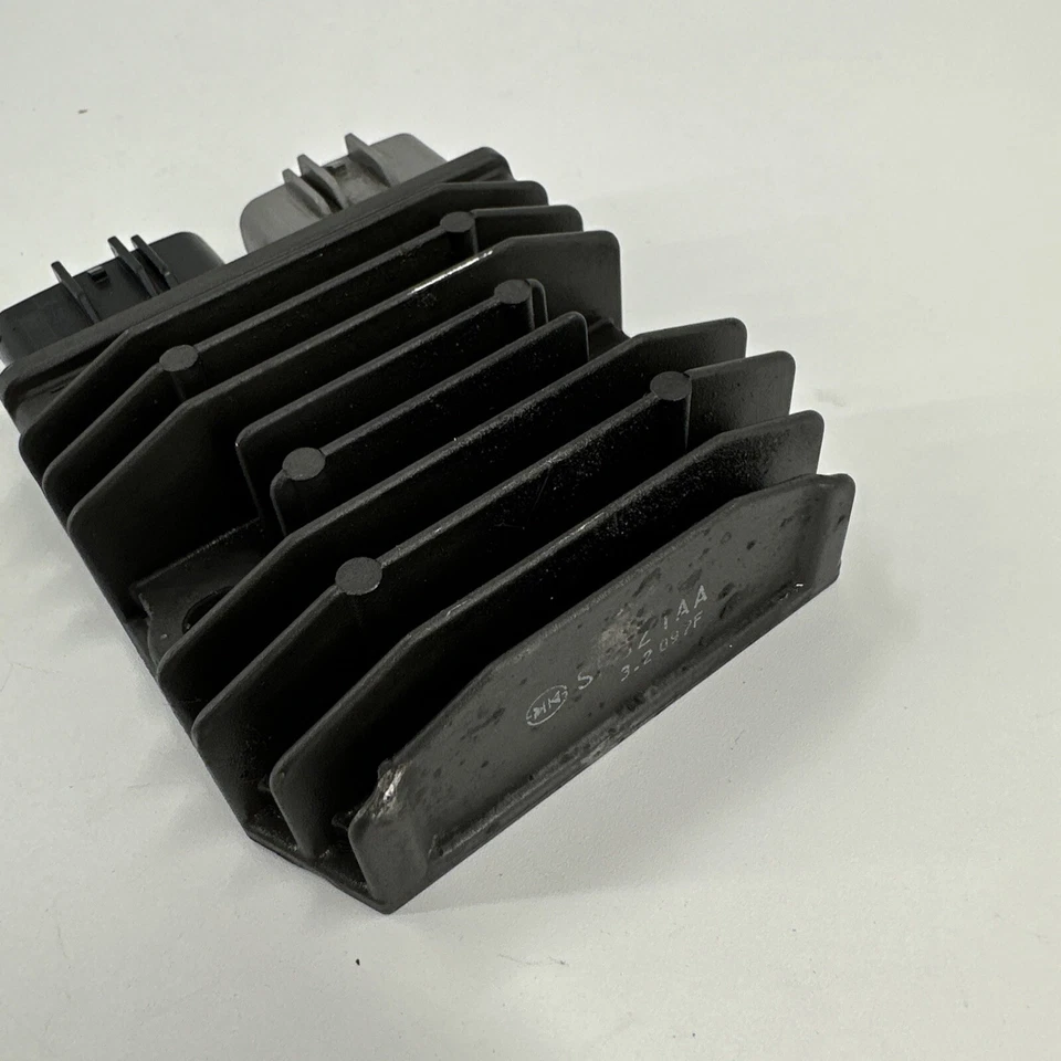 ducati hypermotard 821 voltage regulator rectifier 2013 to 2015 #D46 — 第 3/4 张图片