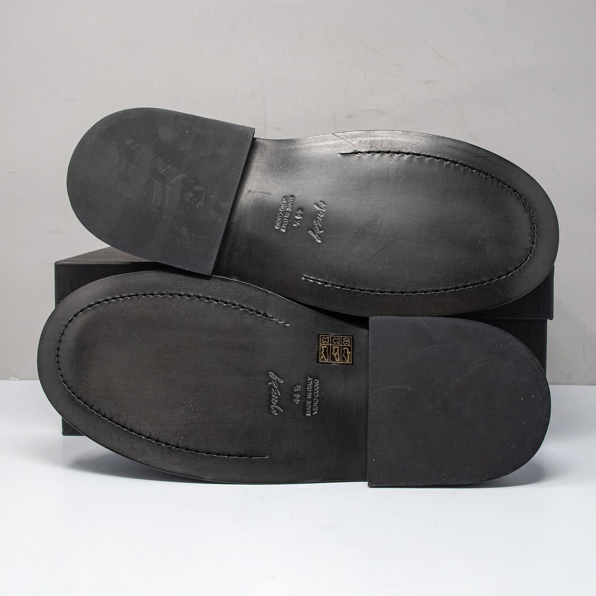 【関税込み】Marsell ブラック Alluce ローファー Men's Black Leather Loafers Alluce Estiva - Marsèll