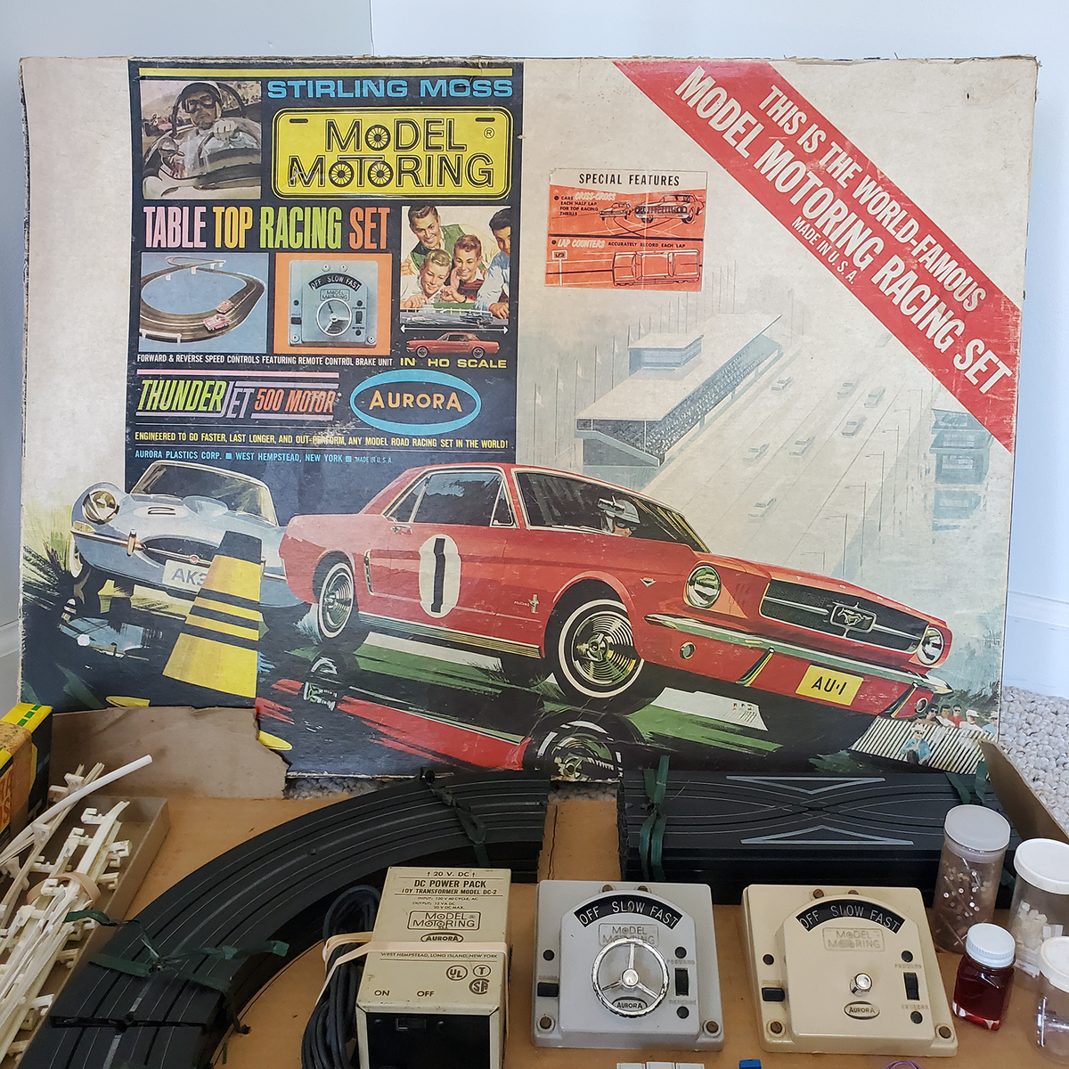 VTG 1964 Aurora Model Motoring Thunderjet 500 Set w/ Box
