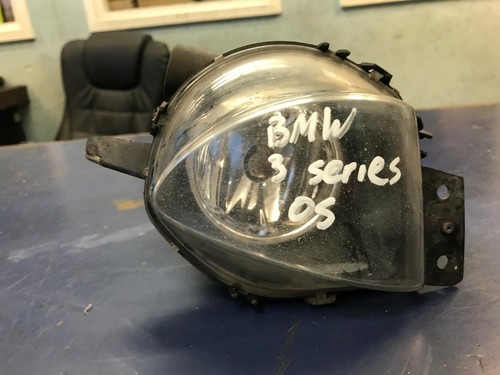 2007 BMW 3ER LIMOON 318i ARCTIC A34 VORNE RECHTS FAHRER NEBELLICHT LAMPE