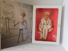 BRAND NEW THIRD IN MATTEL CLASSIQUE COLLECTION BARBIE UPTOWN CHIC #11623 - NRFB