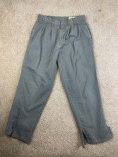 Eddie Bauer Chino Pants Mens 33X30 Pleated Front Button Zip Pocket Relaxed Fit