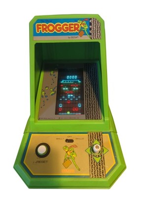 Vintage - 1982 Frogger Tabletop Mini Arcade by Coleco Sega  - (A7)