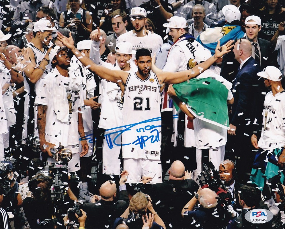 TIM DUNCAN SIGNED AUTOGRAPHED 8X10 PHOTO SAN ANTONIO SPURS CHAMPION PSA