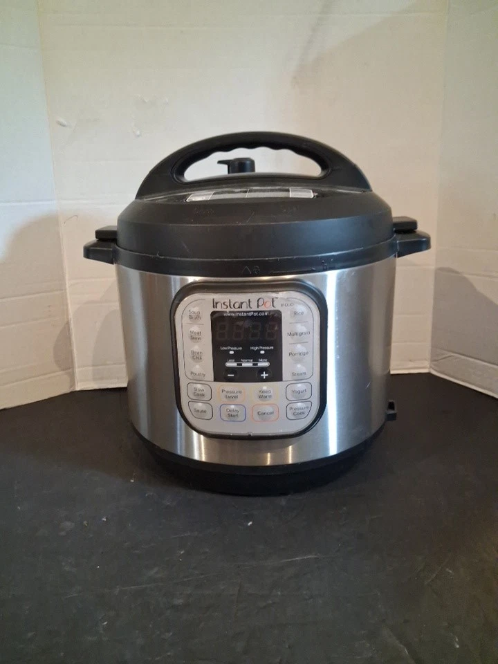 Instant Pot Duo 7-in-1 Electric Pressure Cooker Works