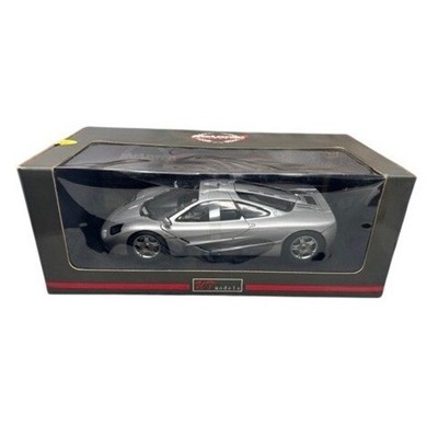 UT Models 1:18 McLaren F1 Roadcar Silver Diecast Model 530 133180 New In Box