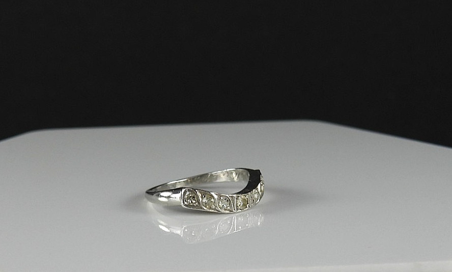 Vintage Solid Platinum Wedding Ring Cluster Diamo… - image 9