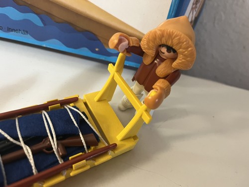 Vintage Playmobil 3466 "Kayak with Dog Sled" 1985. Made in Germany. - Picture 7 of 14