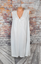 Lady Barbizon Medium Nightgown Prairie Country Summer Weight Lace V Neck
