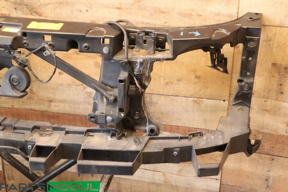 06-13 路虎揽胜 Sport L320 前散热器支撑支架 原始设备制造商  — 第 3/4 张图片