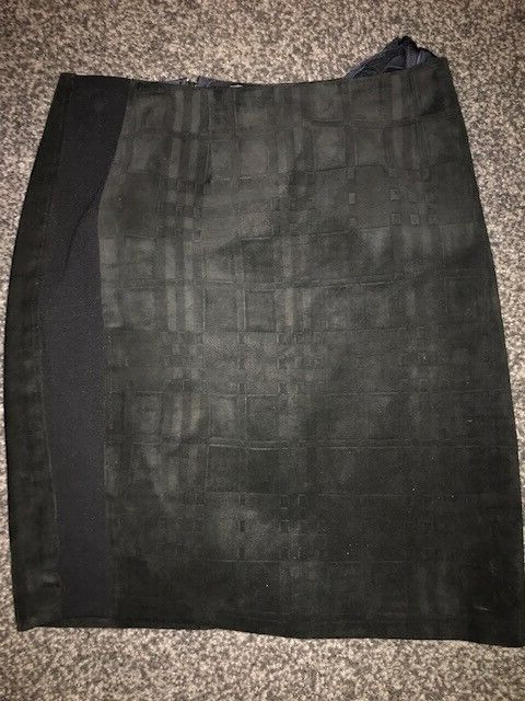 Kimberly Ovitz Black Subtle Pattern Mini Skirt Sz… - image 1