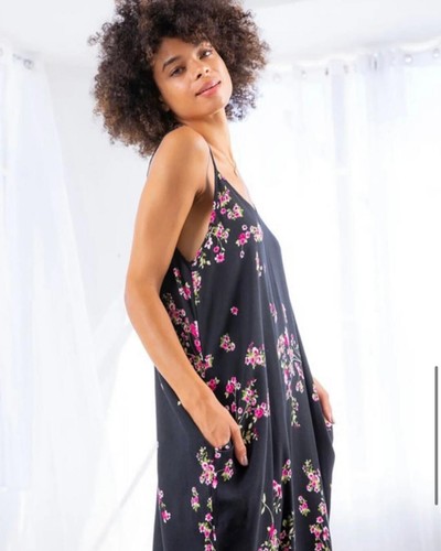 LoveStitch Maxikleid schwarz Blumen - Bild 3 von 3