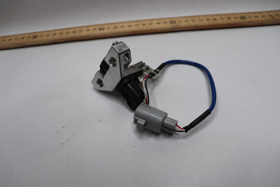 Sensor de posición del árbol de levas Napa Echlin CSS1154 Foto 2 de 3