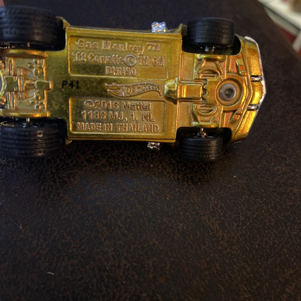 Corvette Gas Monkey Garaje Suelto Hot Wheels Premium Retro Entertainment '68 Foto 4 de 4