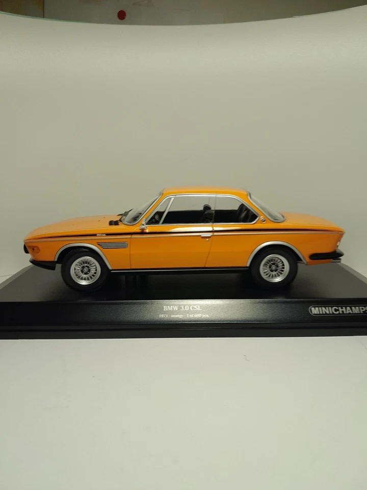 BMW 3.0 CSL 1971 MINICHAMPS 1/18 - Photo 4/4