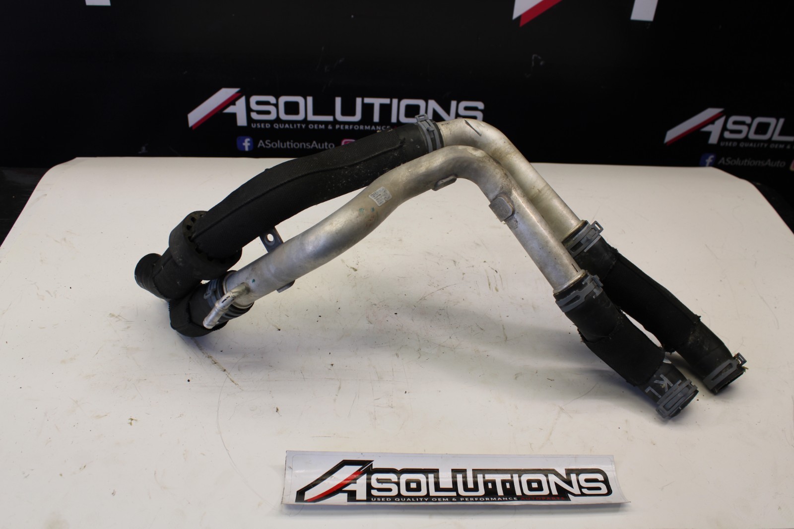 LAMBORGHINI HURACAN LEFT COOLANT LINE PIPE HOSE OEM 4S0121065E