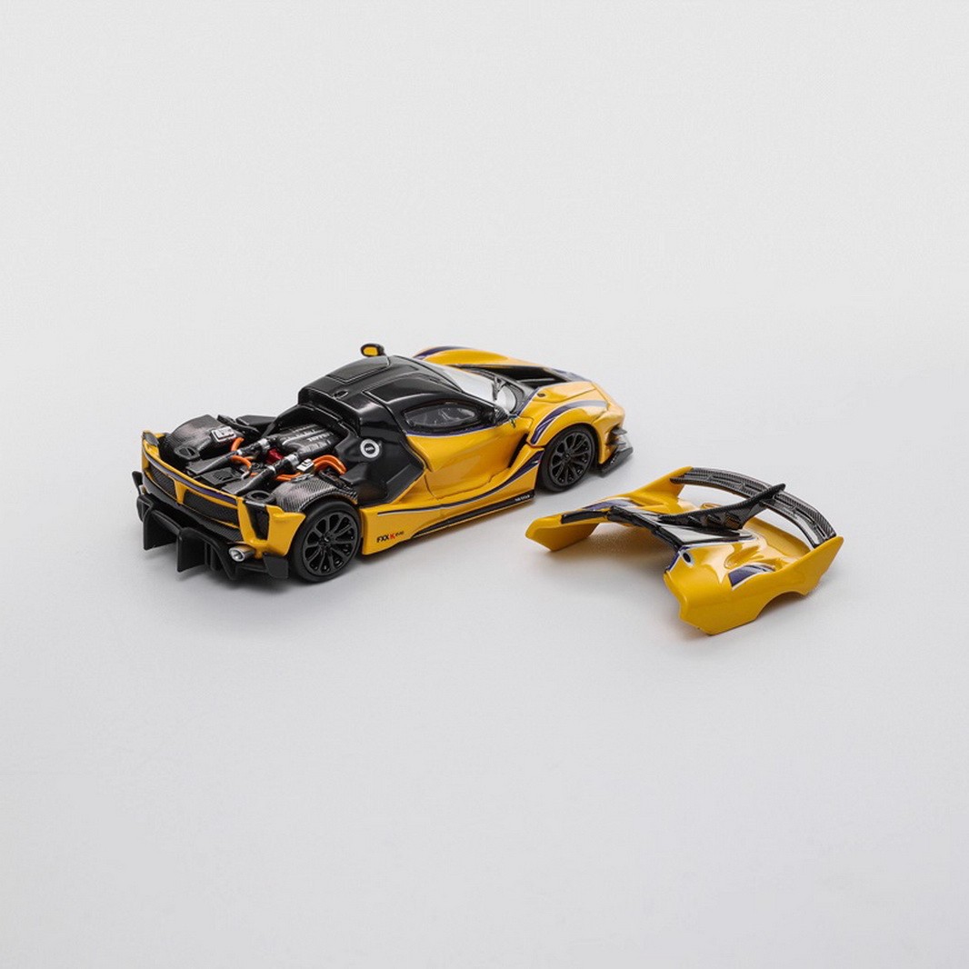 Model Toy Gift