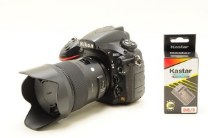 NIKON D810 W/SIGMA 35MM F1.4 DG ART LENS....REALLY CLEAN...MODERATE MILES