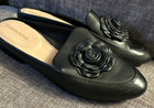 TARYN ROSE ~ BLYTHE BLACK LEATHER SLIDES / MULES ~ 10 ~ FLOWER DETAIL — photo 6