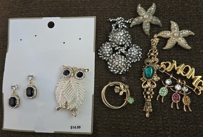 Set Of 7 Brooches Jewelry Pins Vintage Gold Silver