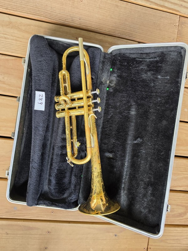 Bundy Selmer Trumpet