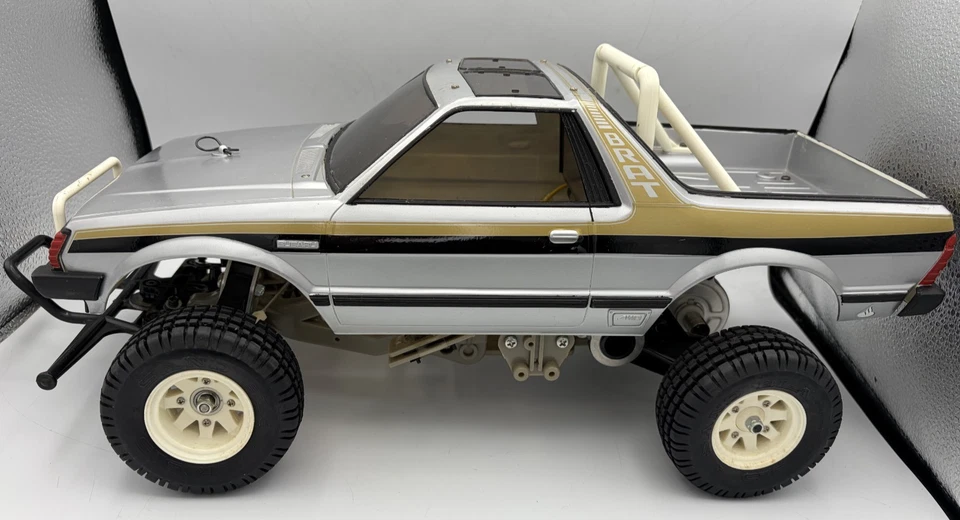 For parts TAMIYA Subaru BRAT released chassis with motor - Image 3 of 4