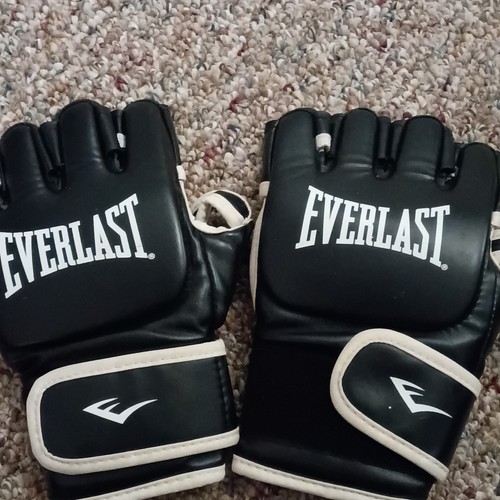 Everlast MMA Grappling Gloves Fingerless L/XL Black White Martial Arts Training