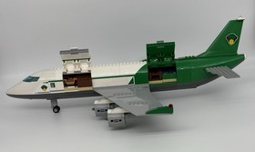 LEGO City: Cargo Terminal (60022) 100% Complete + Instructions + Minifigs