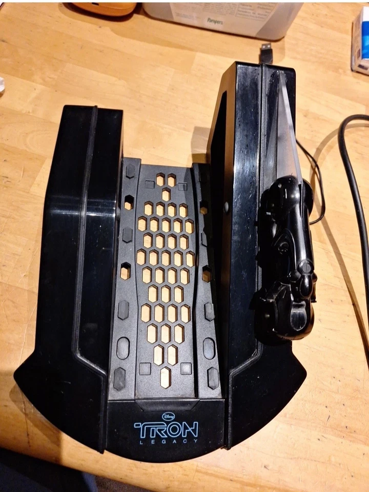 Microsoft Xbox One, Foto 2 von 4
