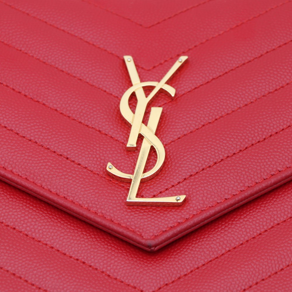 Borsa a tracolla Saint Laurent Matelassé Monogram WOC con catena oro 377828