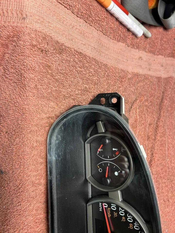 Painel de instrumentos 2005-2007 saturn ion A/T 175K 10373952 fabricante de equipamento original 2006 - Imagem 2 de 4