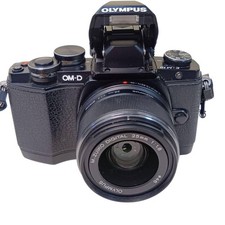 Olympus OM-D E-M10 Mirrorless Camera Black Body Lens Micro Four Thirds JP
